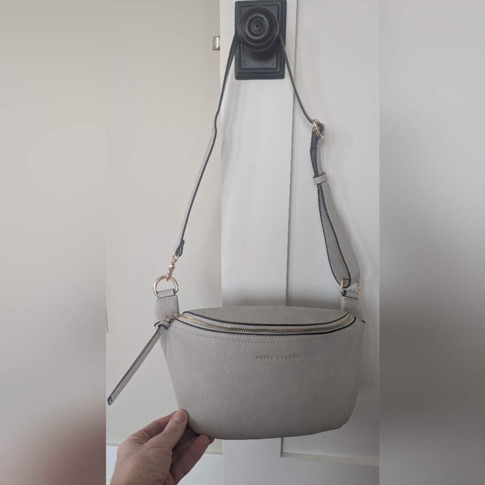 Sidekick-Poppy & Peonies Gray Crossbody Bag